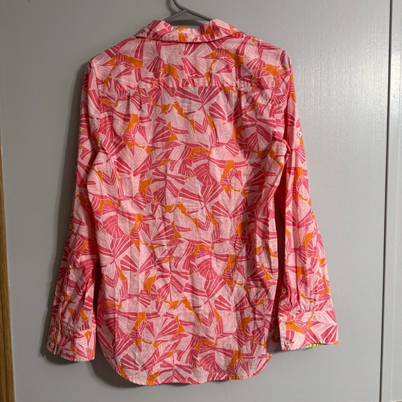 Lilly Pulitzer Resort Fit Button Down Shirt Size Small - Picture 2 of 11